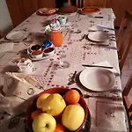 Gemma Oda ve Kahvaltı