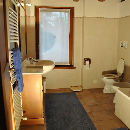 לינה וארוחת בוקר Gemma גרצאנה